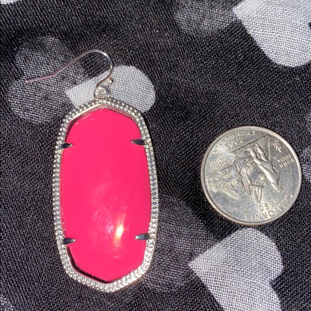 Pink Spring Vibes Earrings - Picture 4 of 6